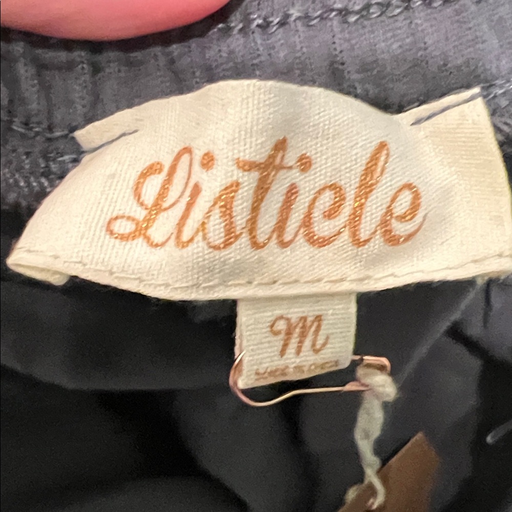 Listicle Charcoal Apparel bought at mora surf shop